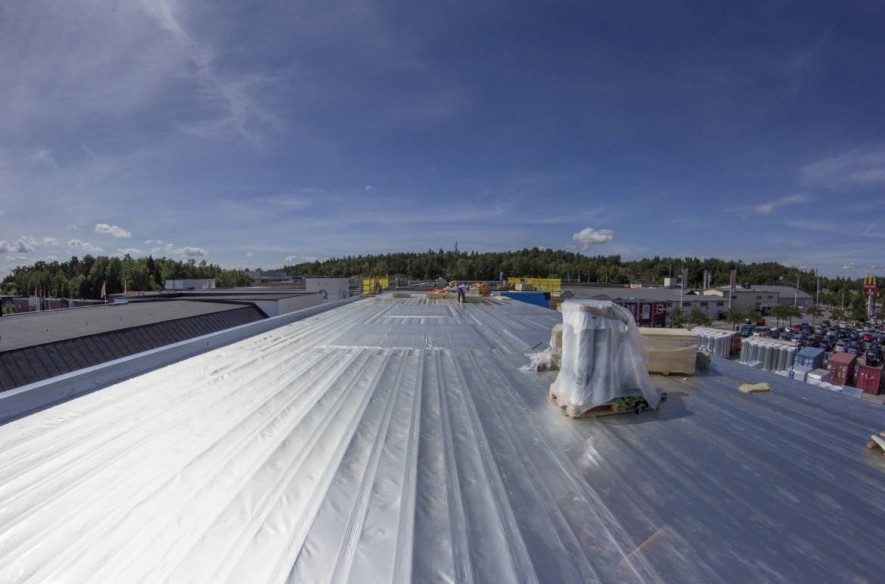 Why is a VCL so important in a Flat Roof?